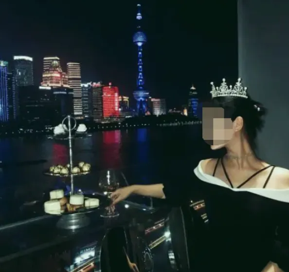 上海名媛特殊性交易曝光：32人交叉感染，网友直呼刺激毁三观！